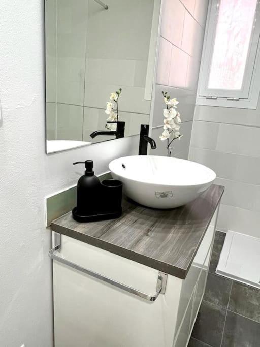 Appartamento Comodo Y Acogedor Apartamento Madrid Esterno foto
